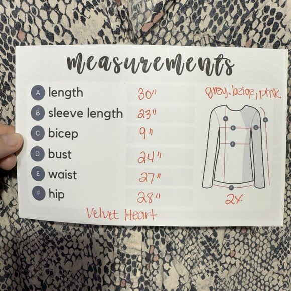 Velvet Heart Button-Up Blouse Beige & Gray Snake Print Women’s Size 2X - Picture 11 of 11